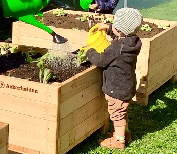 Paula und Max Aktivitäten- Garten